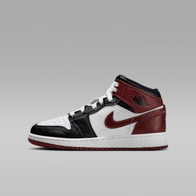 商品画像：Air Jordan 1 Mid Hyper Pink — Kick Game 2